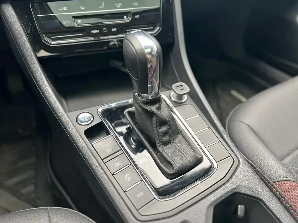 Volkswagen Bora 2021 из CN, фото 6