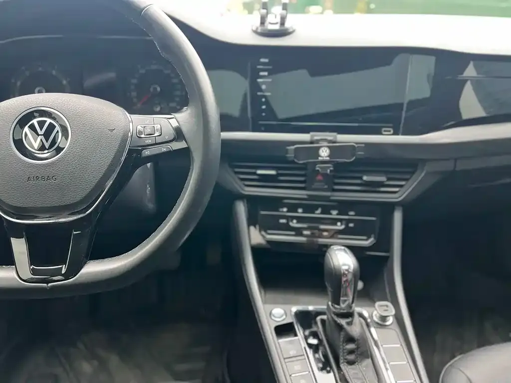 Volkswagen Bora 2021 из CN, фото 7