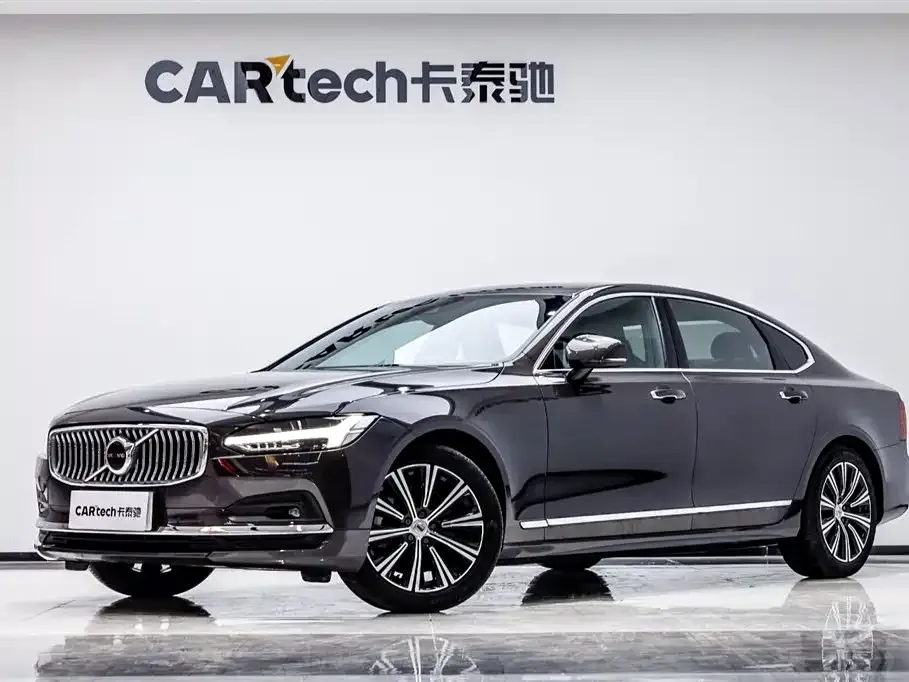 Volvo S90 — фото 1