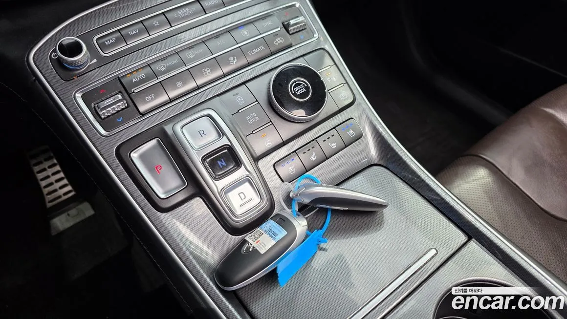 Hyundai Santafe — фото 8