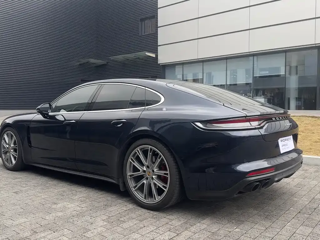 Porsche Panamera — фото 5