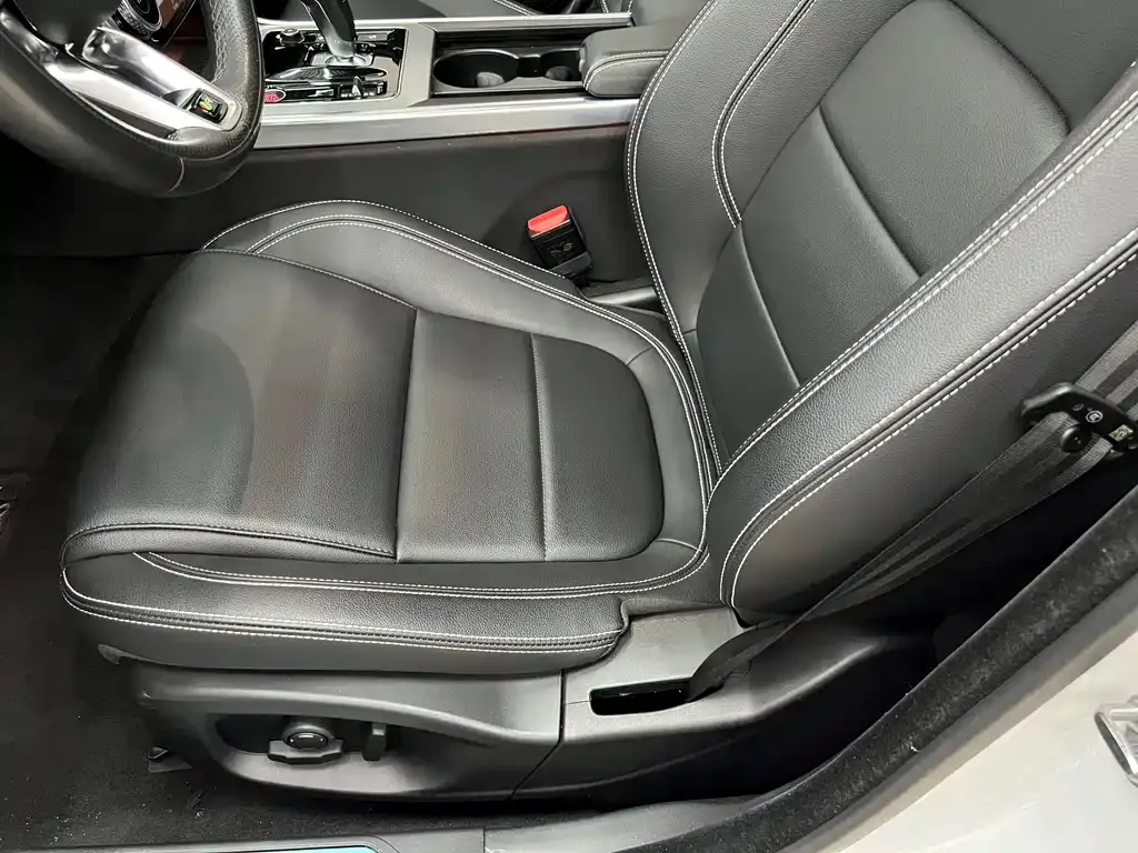 Jaguar XEL 2023 из CN, фото 9