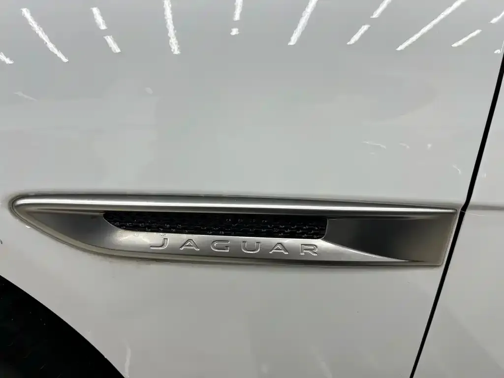 Jaguar XEL 2023 из CN, фото 4