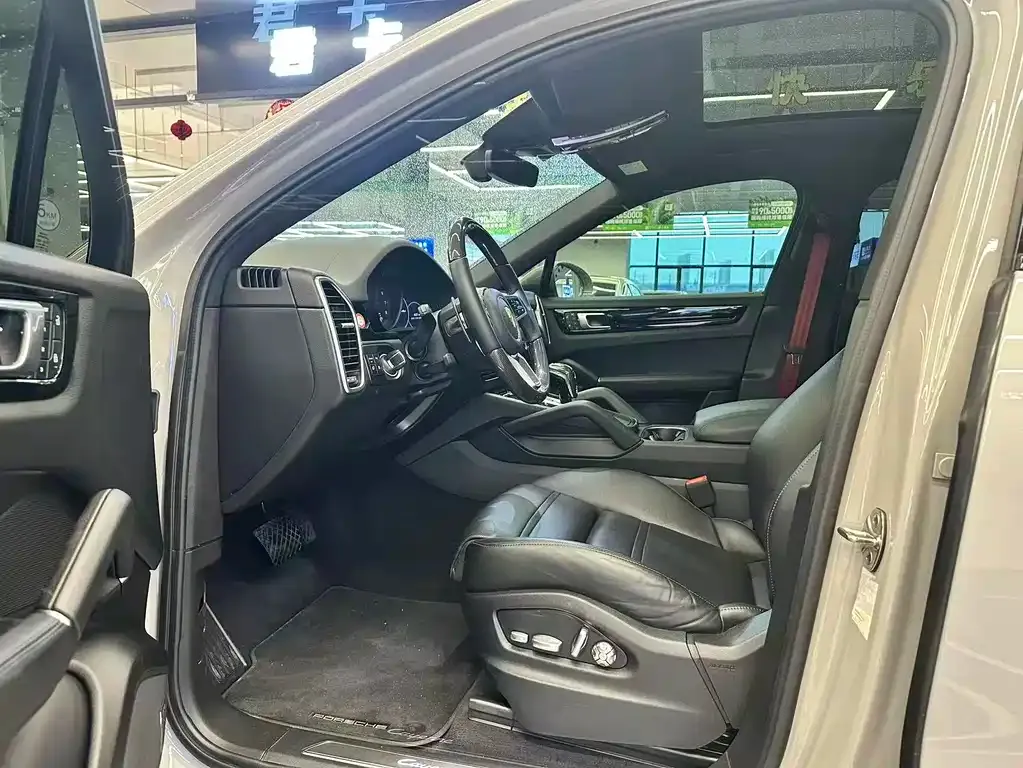 Porsche Cayenne 2022 из CN, фото 10