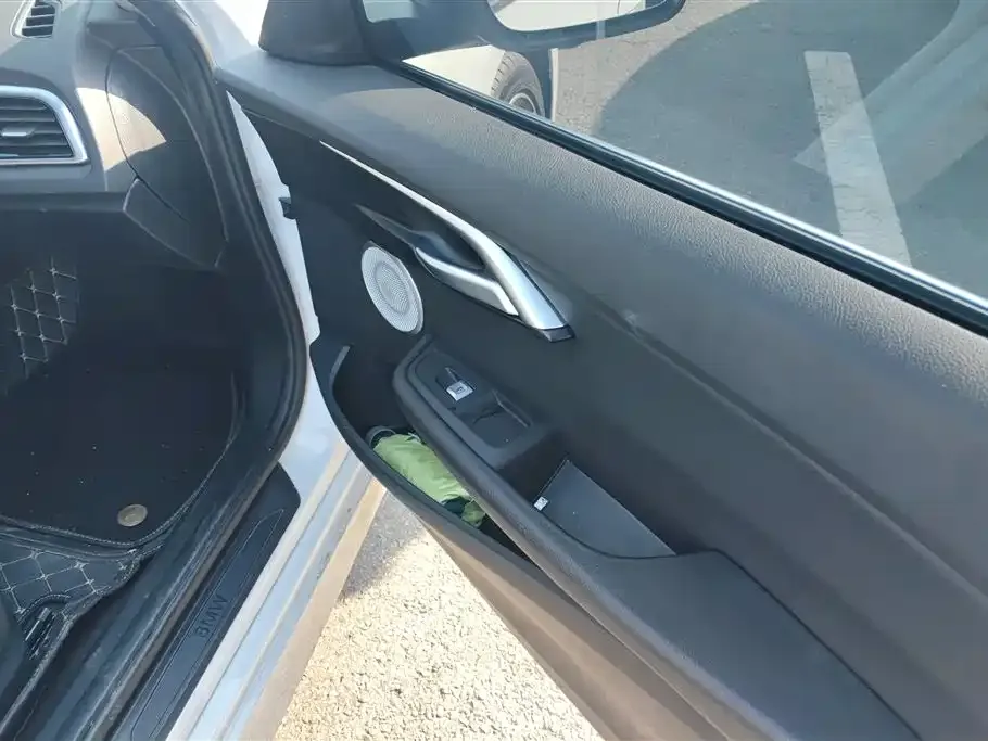 BMW 1 Series — фото 10