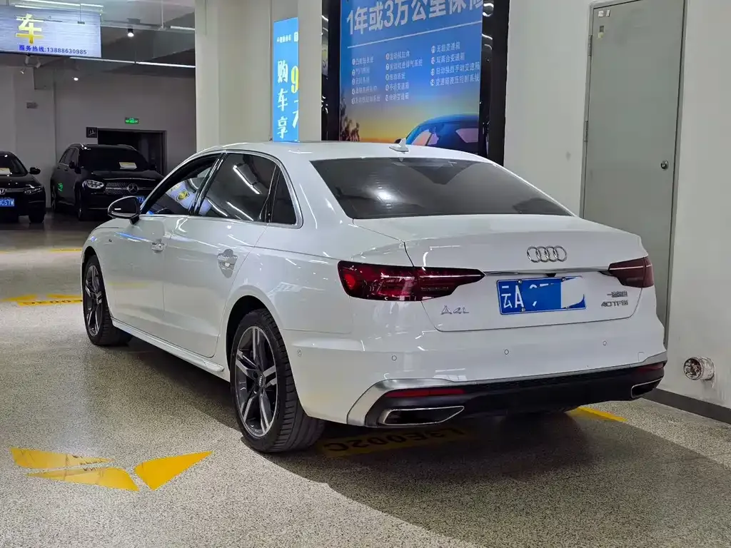 Audi A4L 2021 из CN, фото 5