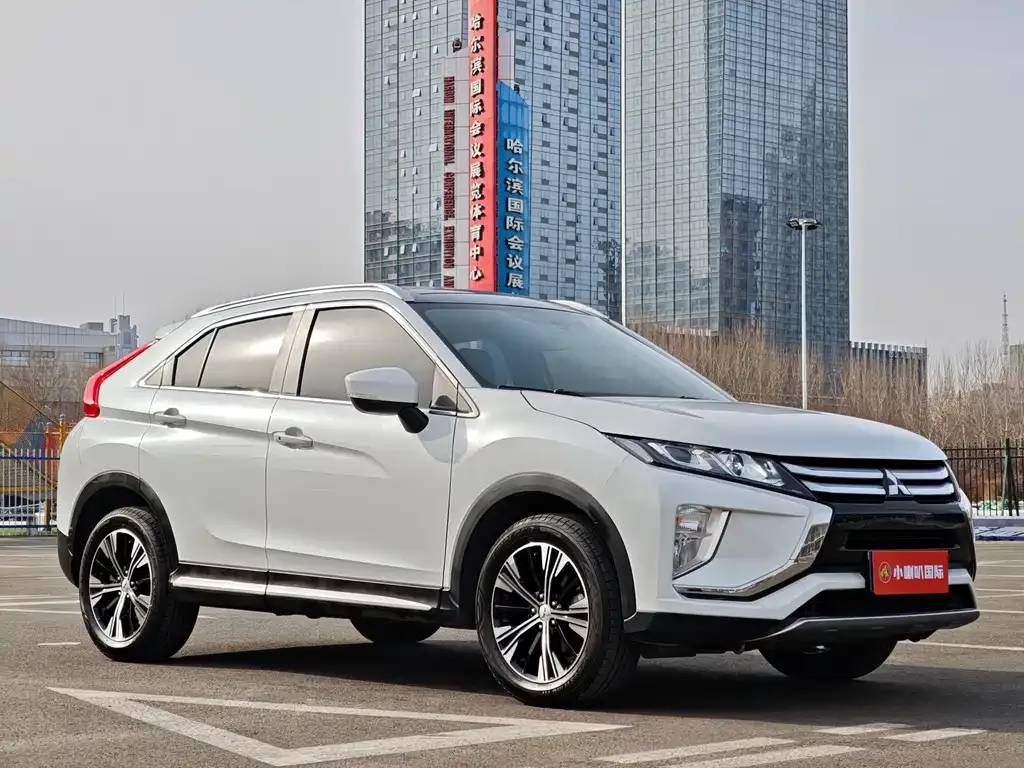 Mitsubishi Eclipse Cross — фото 5