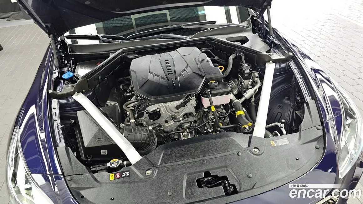 Kia Stinger 2023 из KR, фото 4