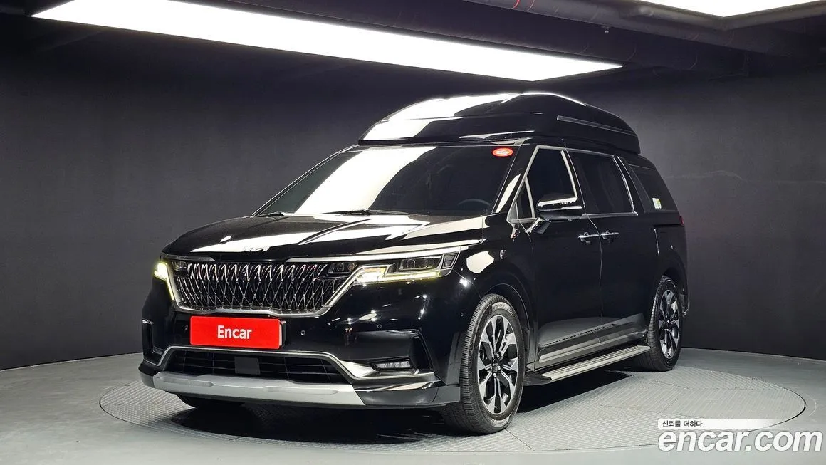 Kia Carnival — фото 1