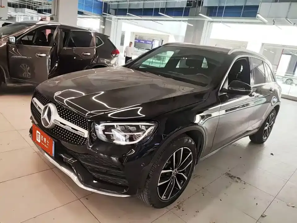 Mercedes-Benz GLC — фото 1