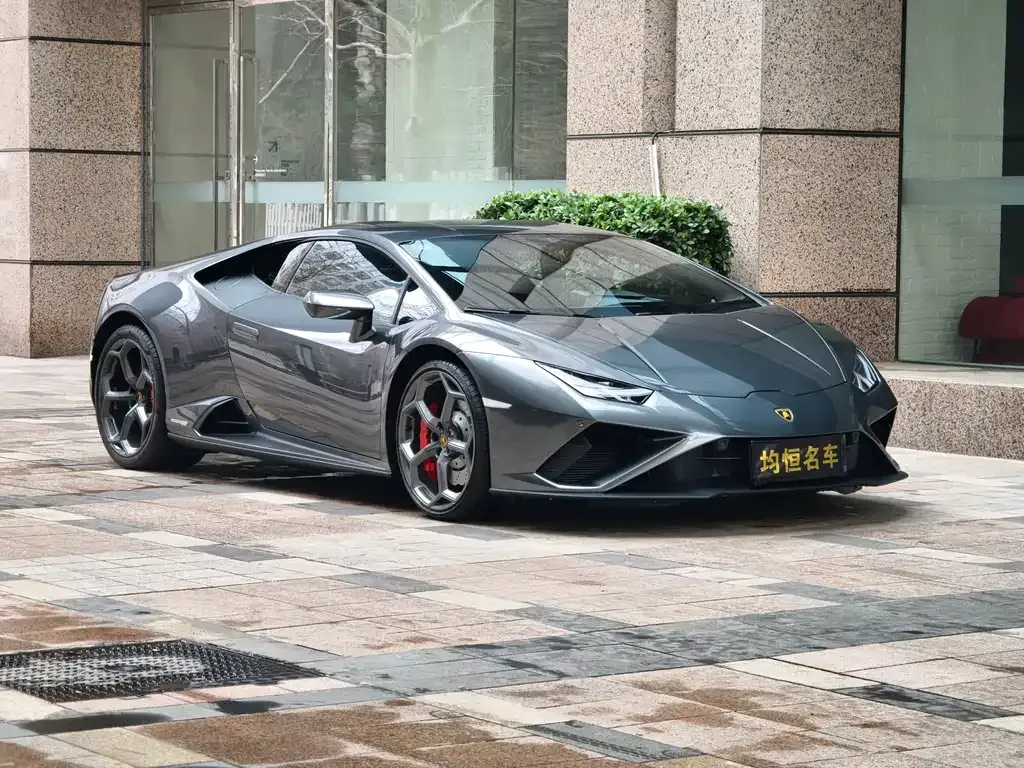Lamborghini Huracan — фото 1