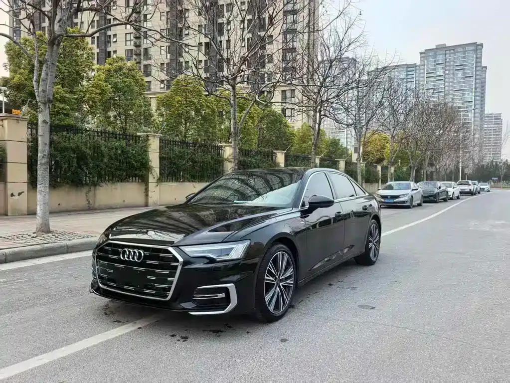 Audi A6L 2023 из CN, фото 6