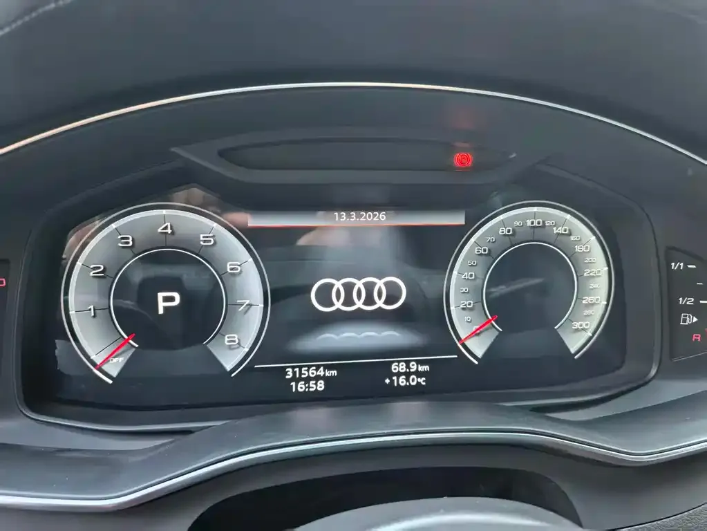 Audi A6L 2023 из CN, фото 2