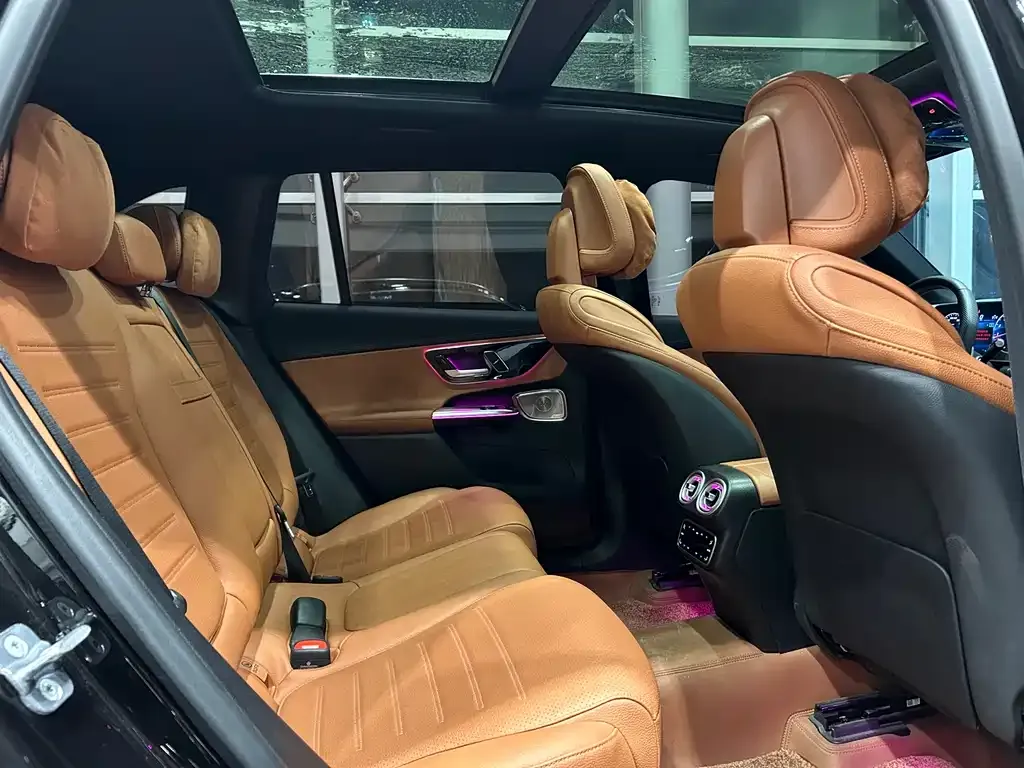 Mercedes-Benz GLC 2024 из CN, фото 8