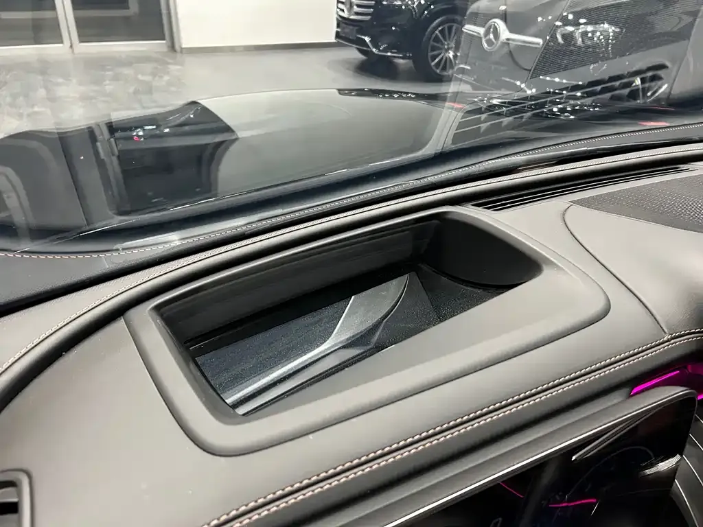 Mercedes-Benz GLC 2024 из CN, фото 2