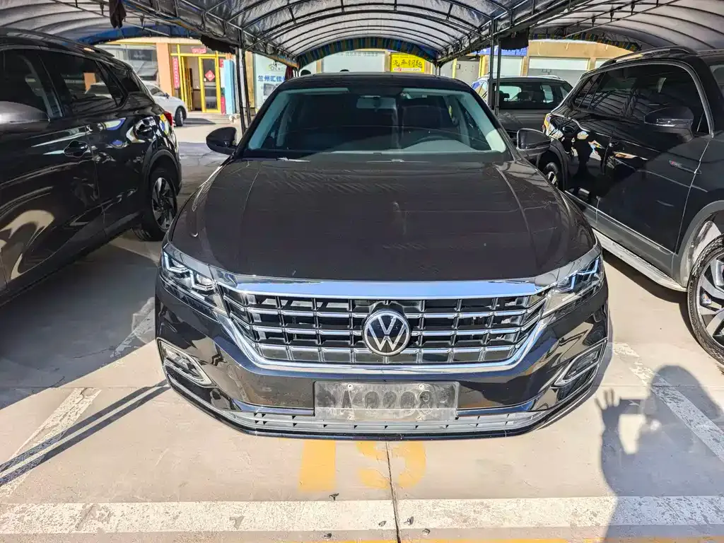 Volkswagen Passat 2021 из CN, фото 10
