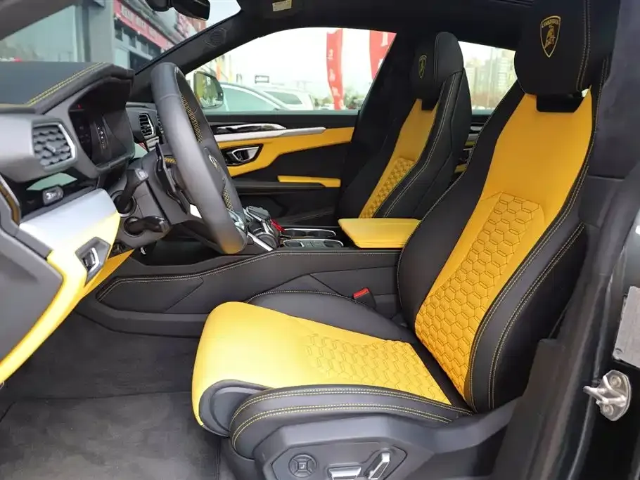 Lamborghini Urus 2022 из CN, фото 3