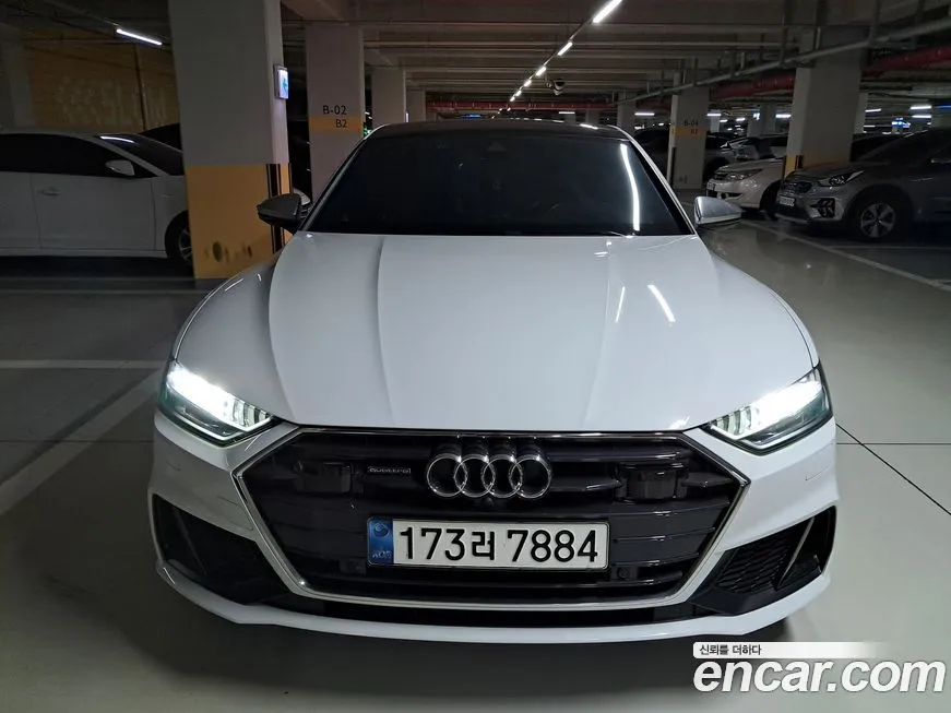 Audi A7 — фото 1