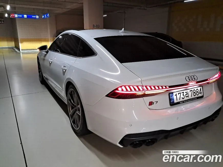 Audi A7 — фото 4