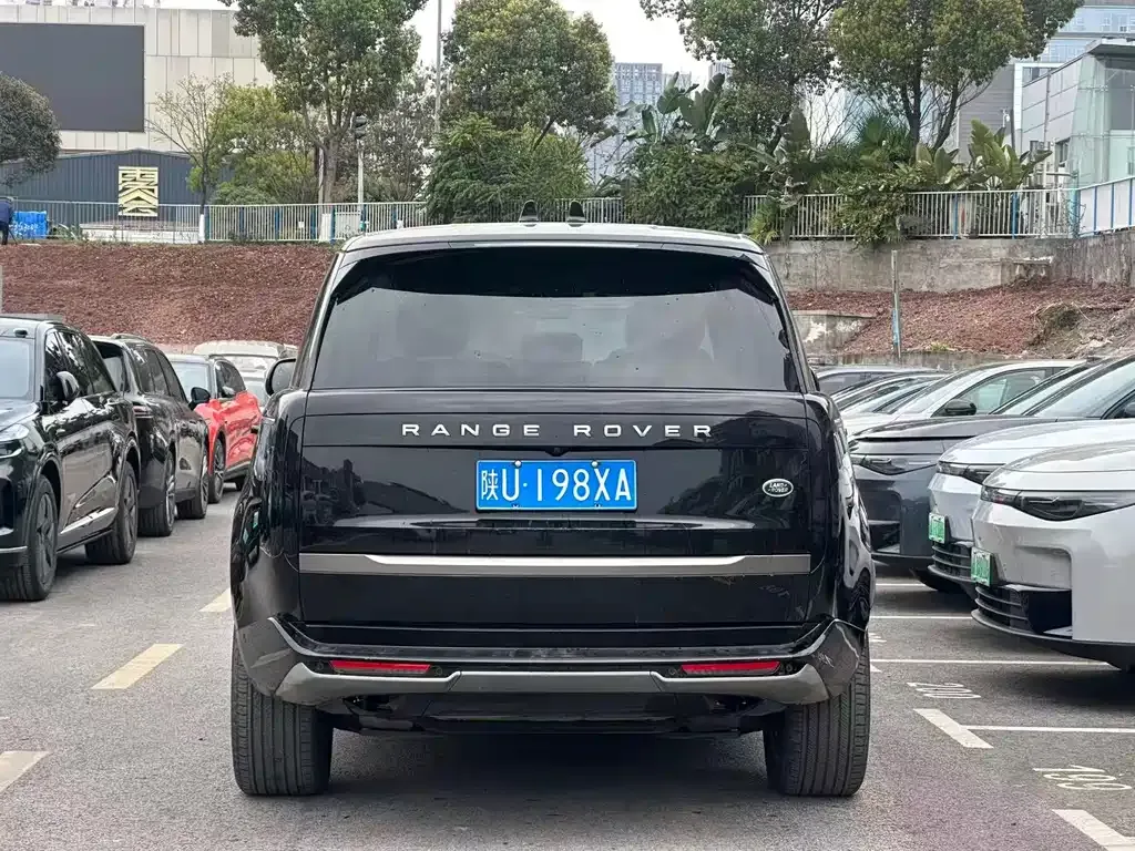 Land Rover Range Rover 2024 из CN, фото 9