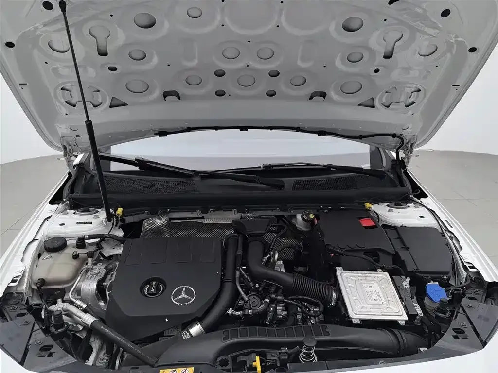 Mercedes-Benz A-Class 2023 из CN, фото 10