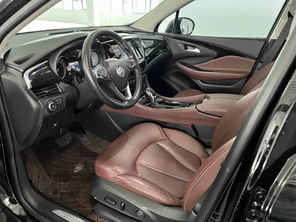 Buick Envision Plus — фото 5