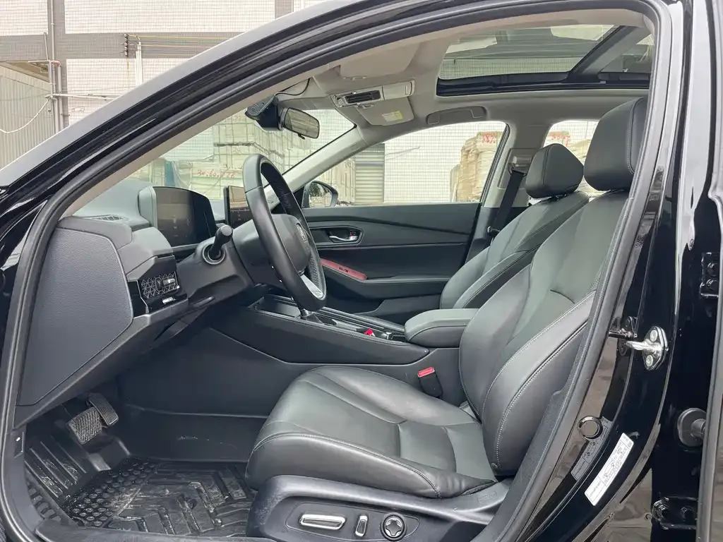 Honda Accord — фото 5