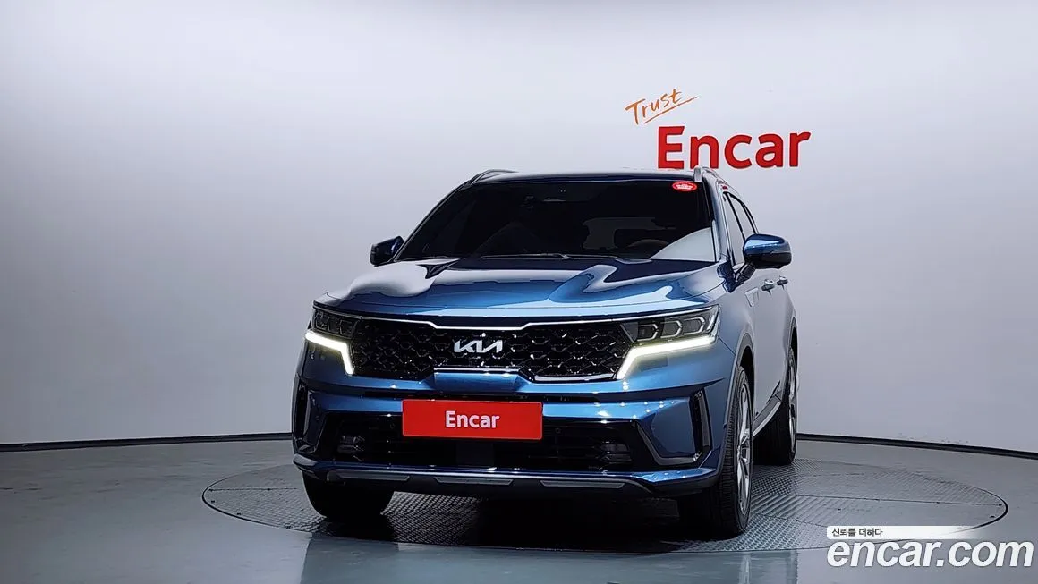 Kia Sorento — фото 9