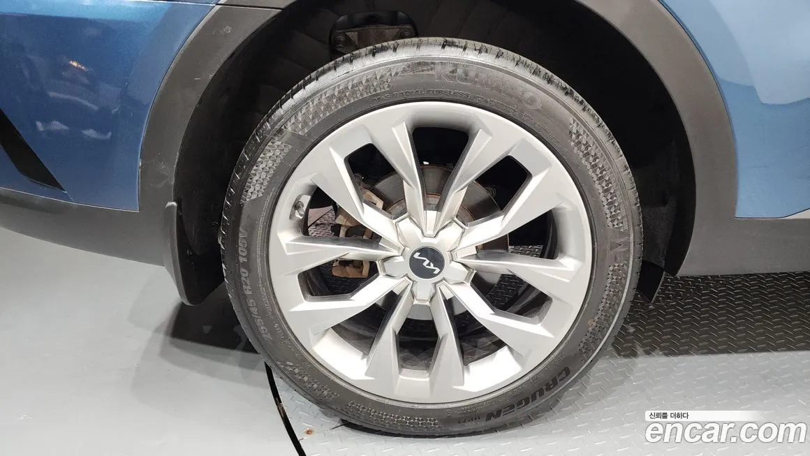 Kia Sorento — фото 6