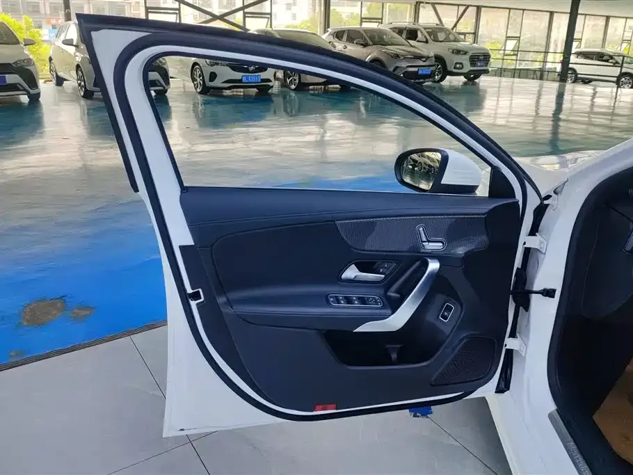 Mercedes-Benz A-Class 2022 из CN, фото 8