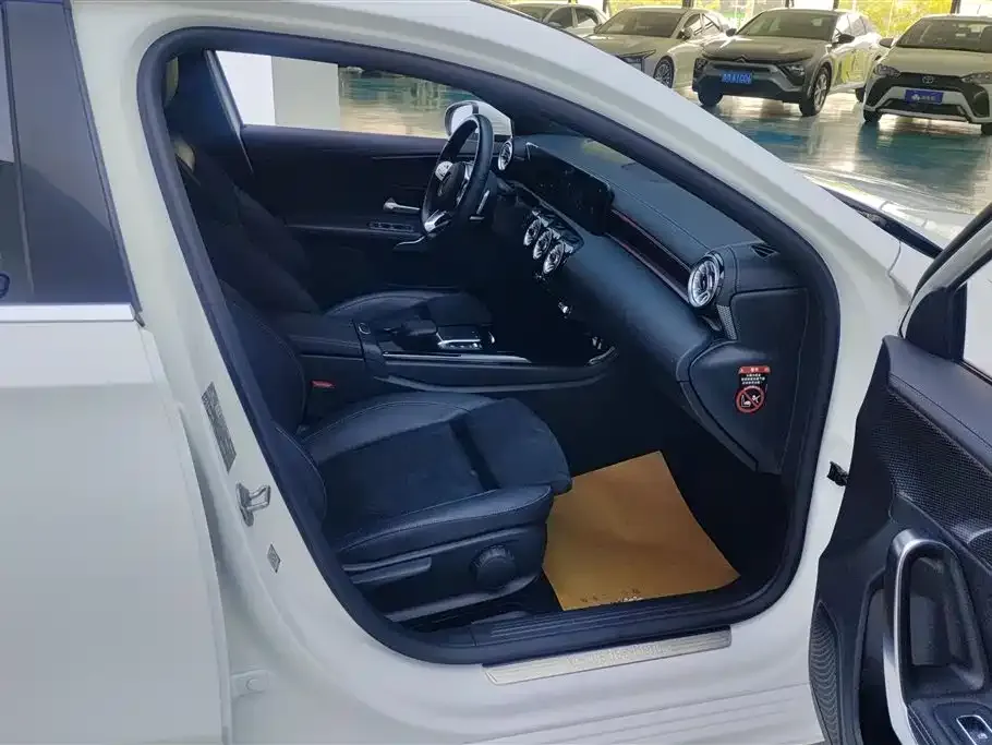 Mercedes-Benz A-Class 2022 из CN, фото 7