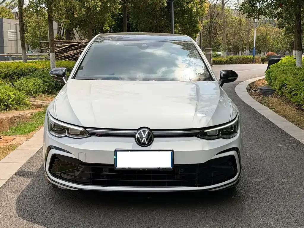 Volkswagen Golf 2022 из CN, фото 5