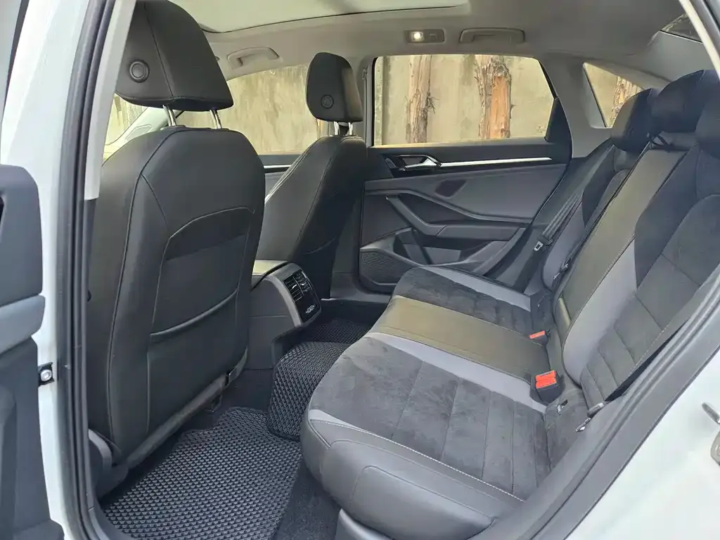 Volkswagen Sagitar 2021 из CN, фото 8