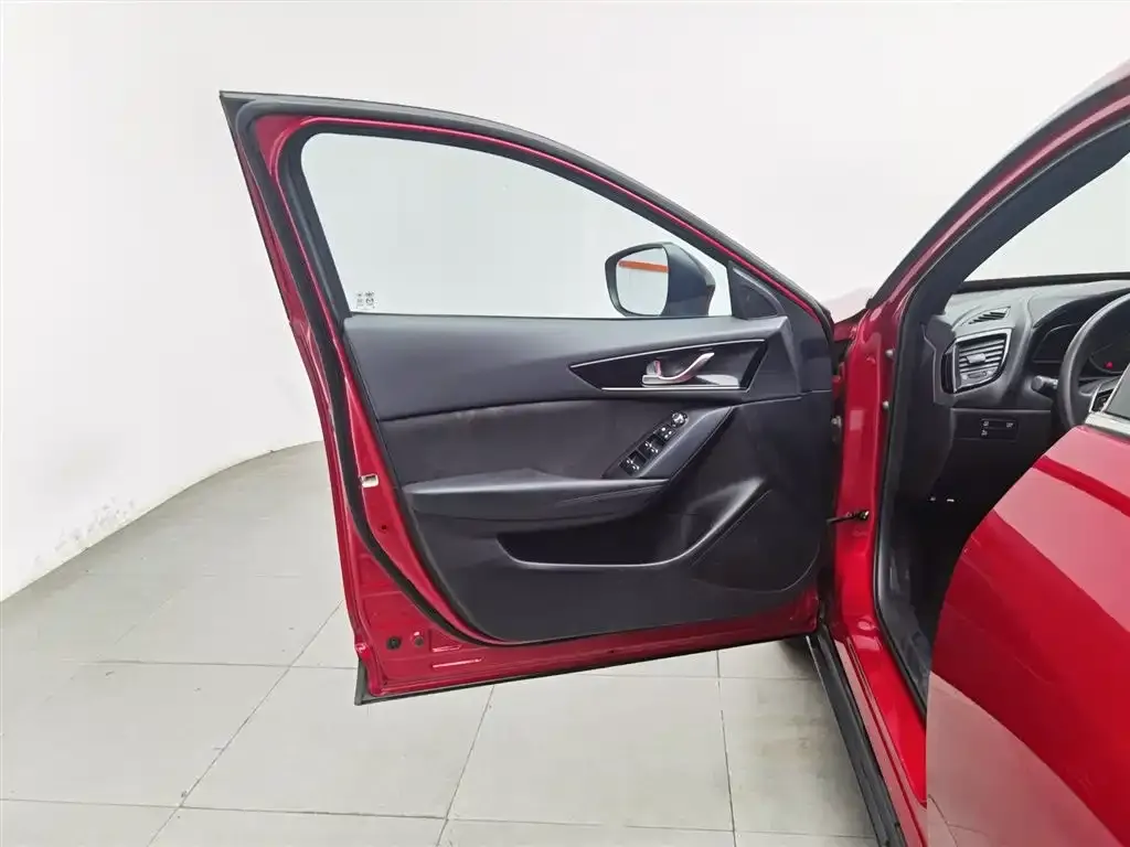 Mazda CX-4 2021 из CN, фото 7