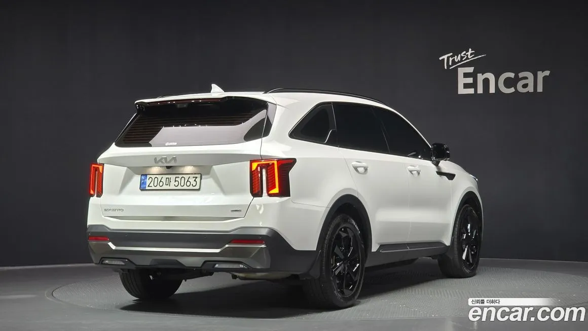 Kia Sorento — фото 9