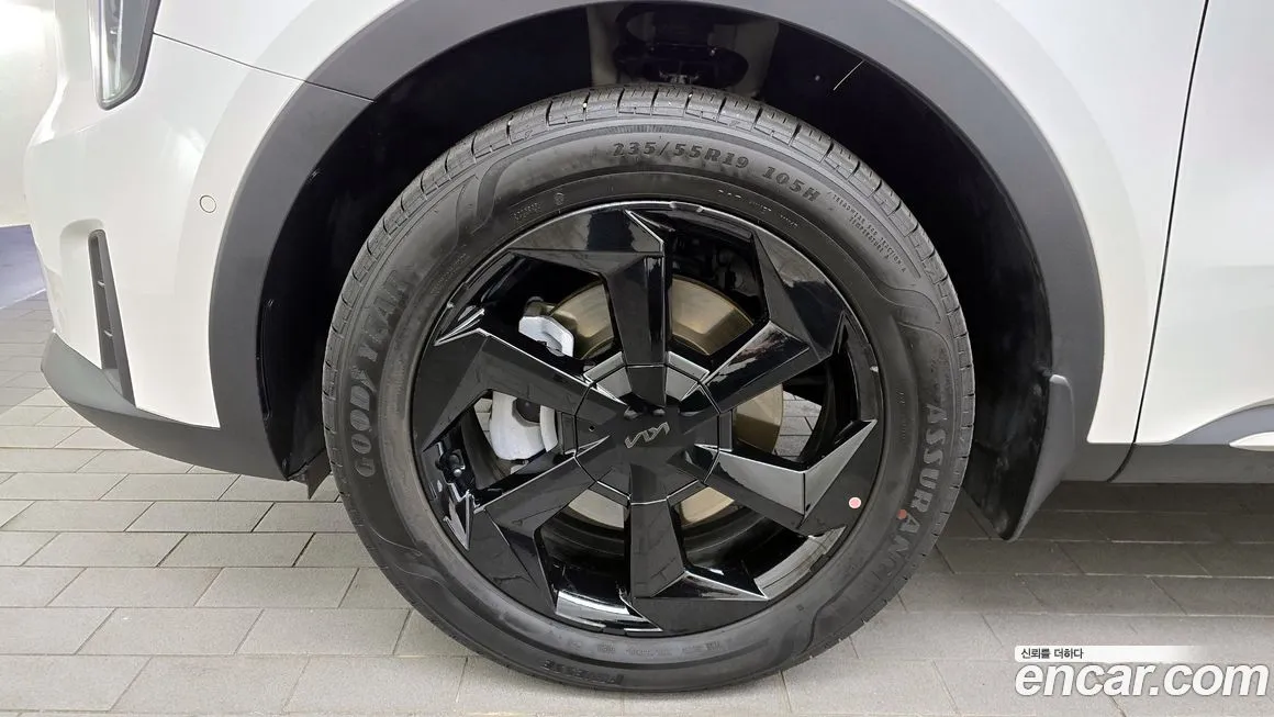 Kia Sorento — фото 10