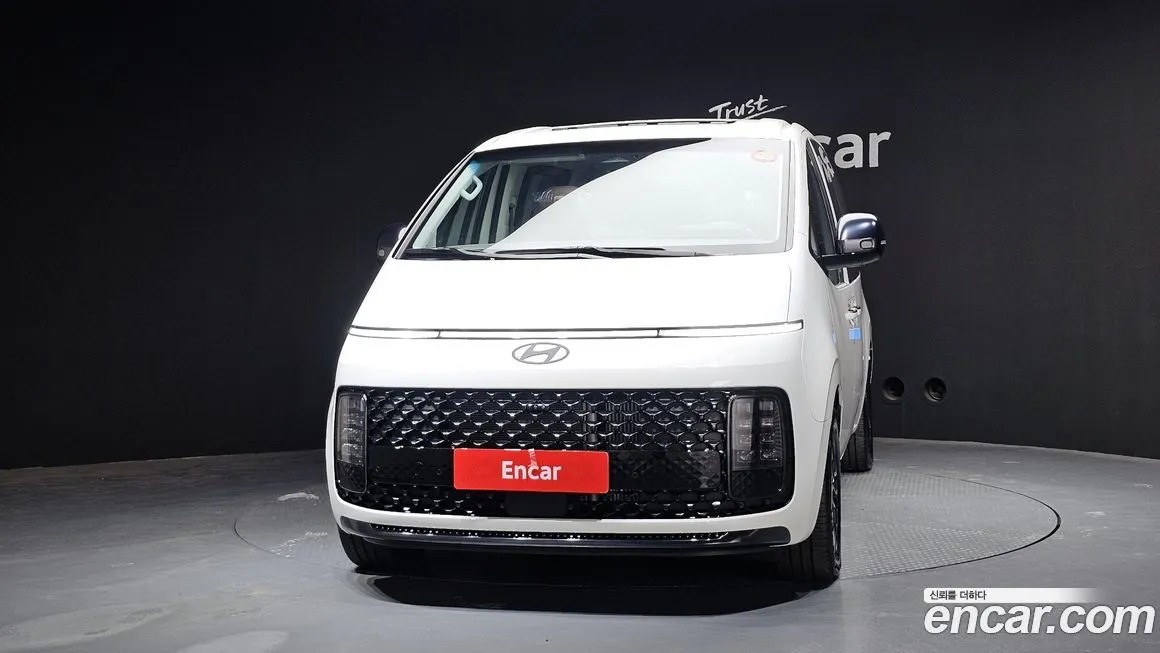 Hyundai Staria — фото 3