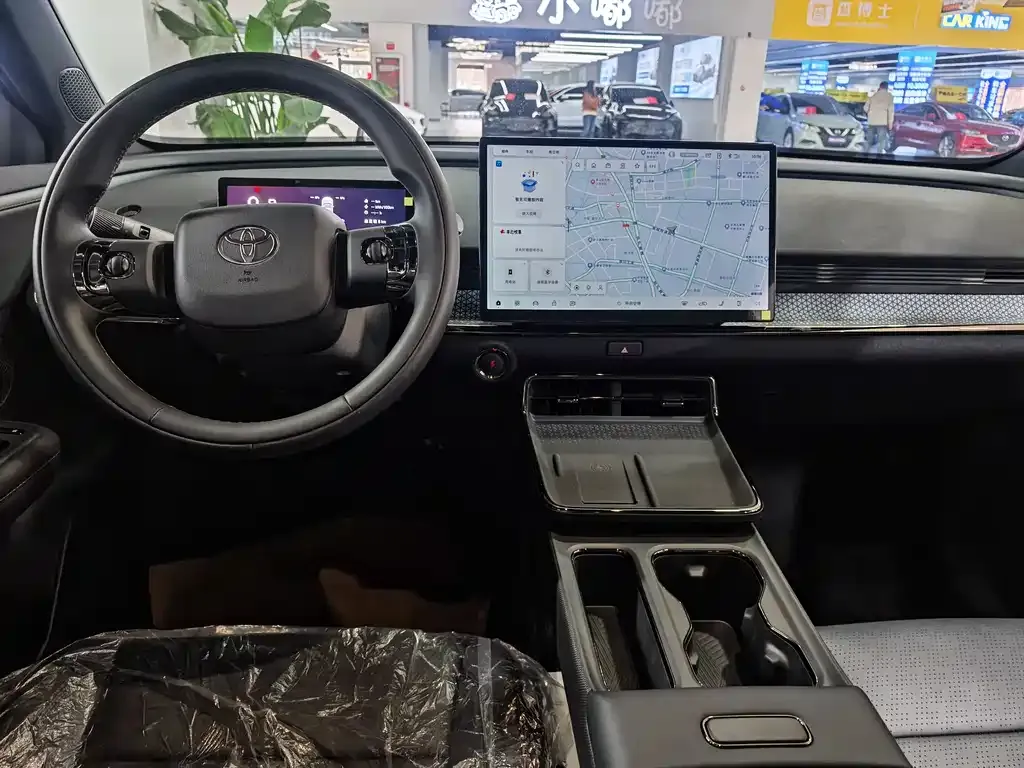 Toyota Platinum 3X 2025 из CN, фото 8