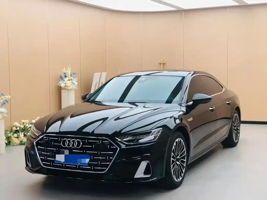 Audi A7L 2024 из CN, фото 1