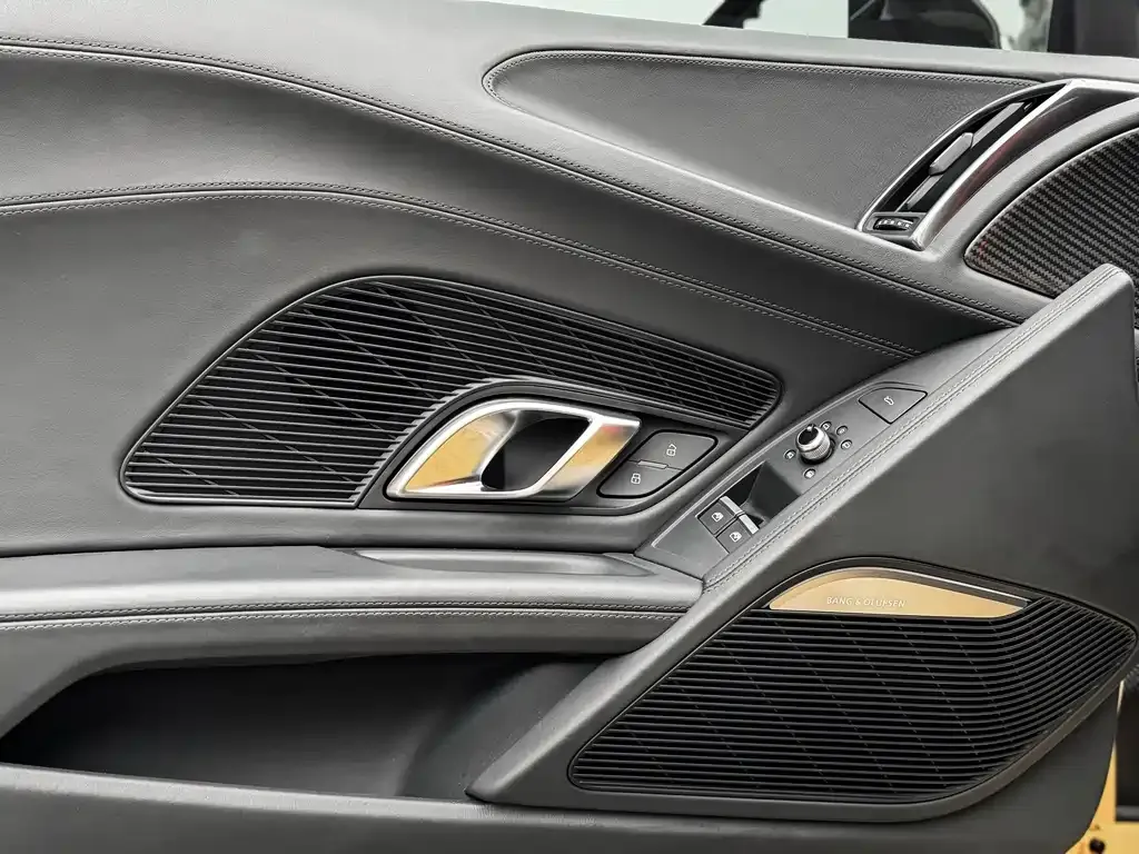 Audi R8 2023 из CN, фото 10