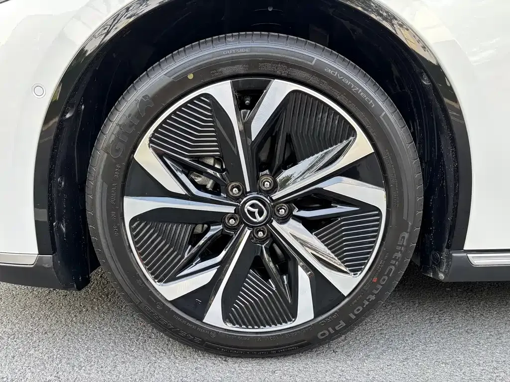 Mazda EZ-6 2025 из CN, фото 9