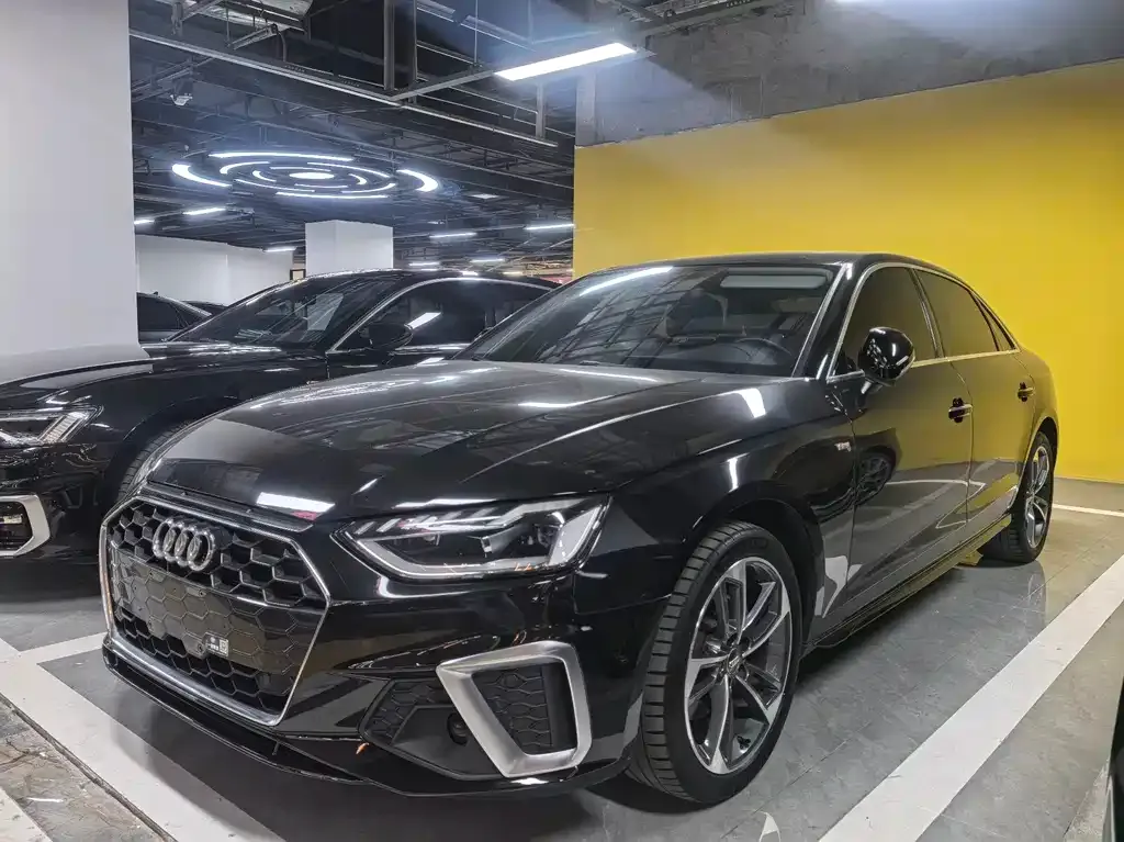 Audi A4L 2021 из CN, фото 1