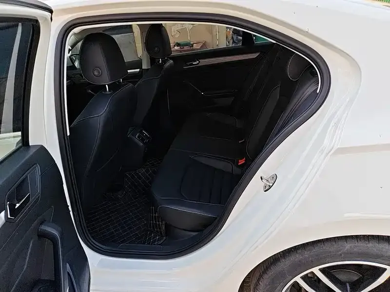 Volkswagen Lamando 2022 из CN, фото 3
