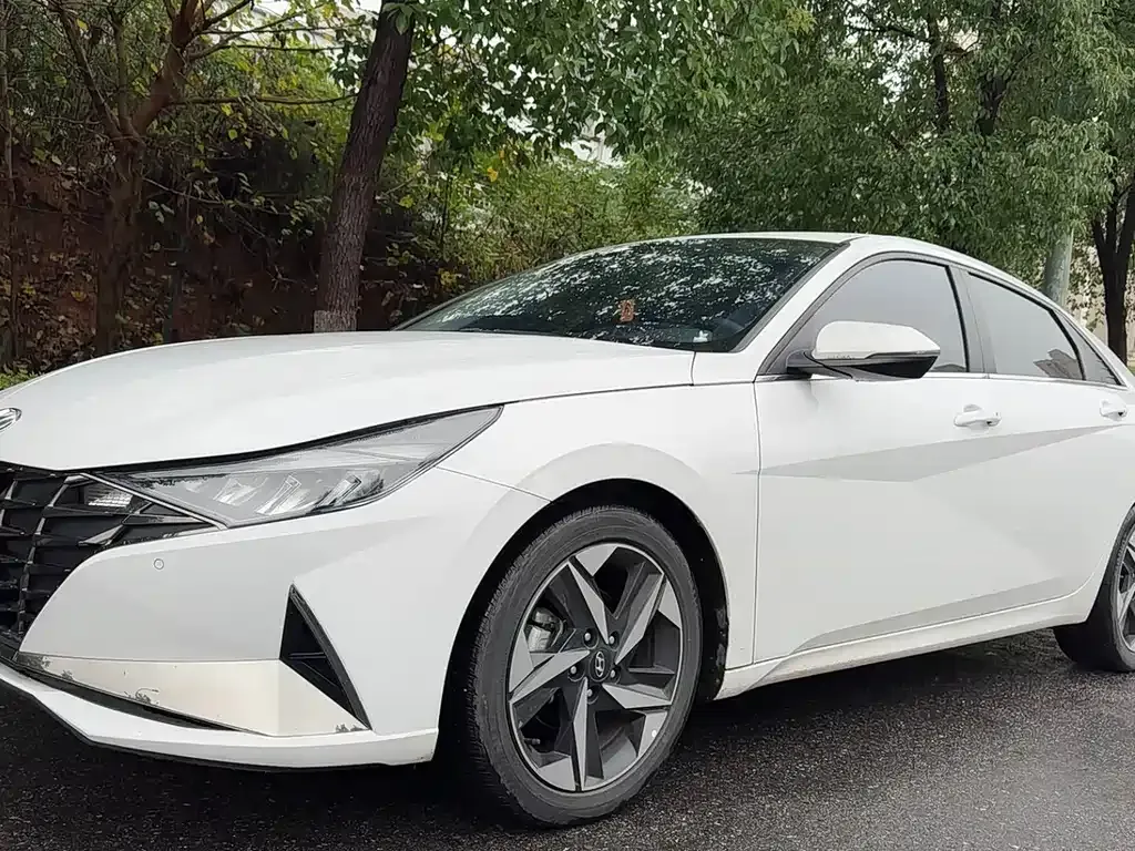 Hyundai Elantra 2023 из CN, фото 7