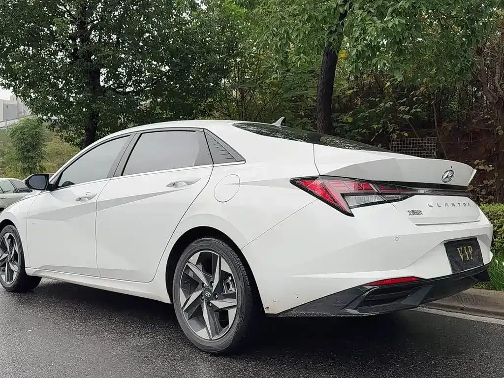 Hyundai Elantra 2023 из CN, фото 6
