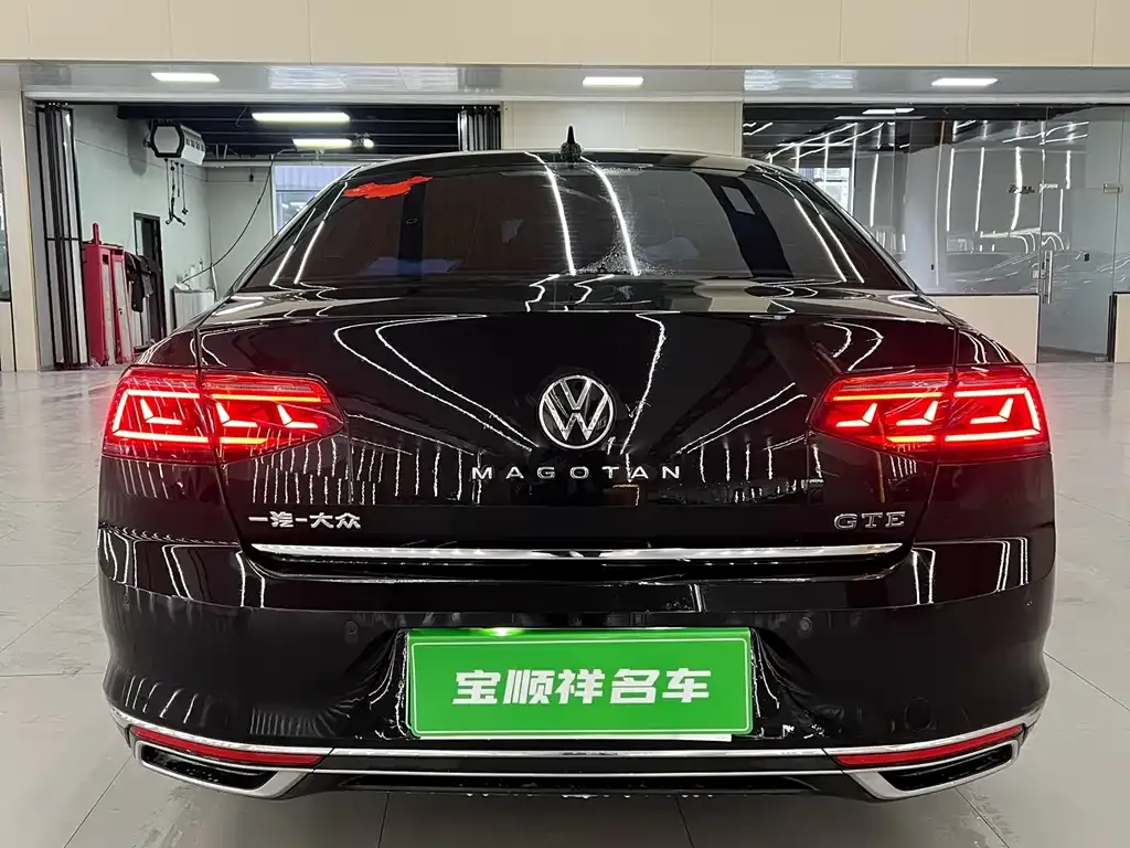 Volkswagen Magotan GTE PHEV 2022 из CN, фото 5