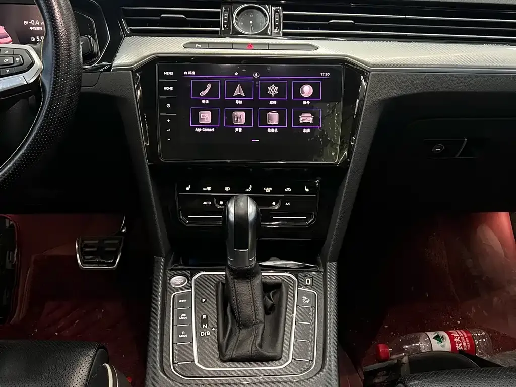 Volkswagen Magotan GTE PHEV 2022 из CN, фото 9