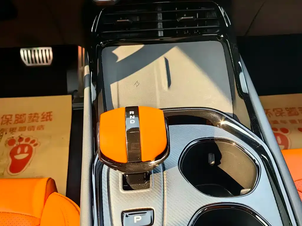 Changan UNI-V 2026 из CN, фото 8