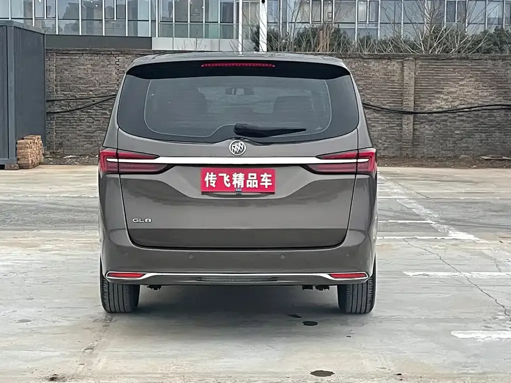 Buick GL8 2023 из CN, фото 9