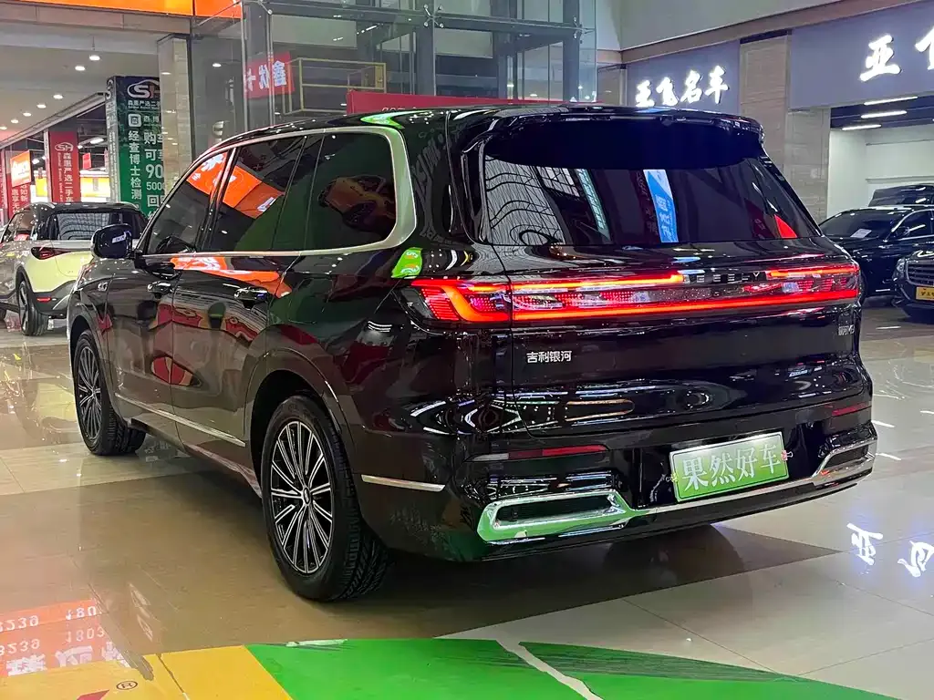Geely 银河M9 2025 из CN, фото 2